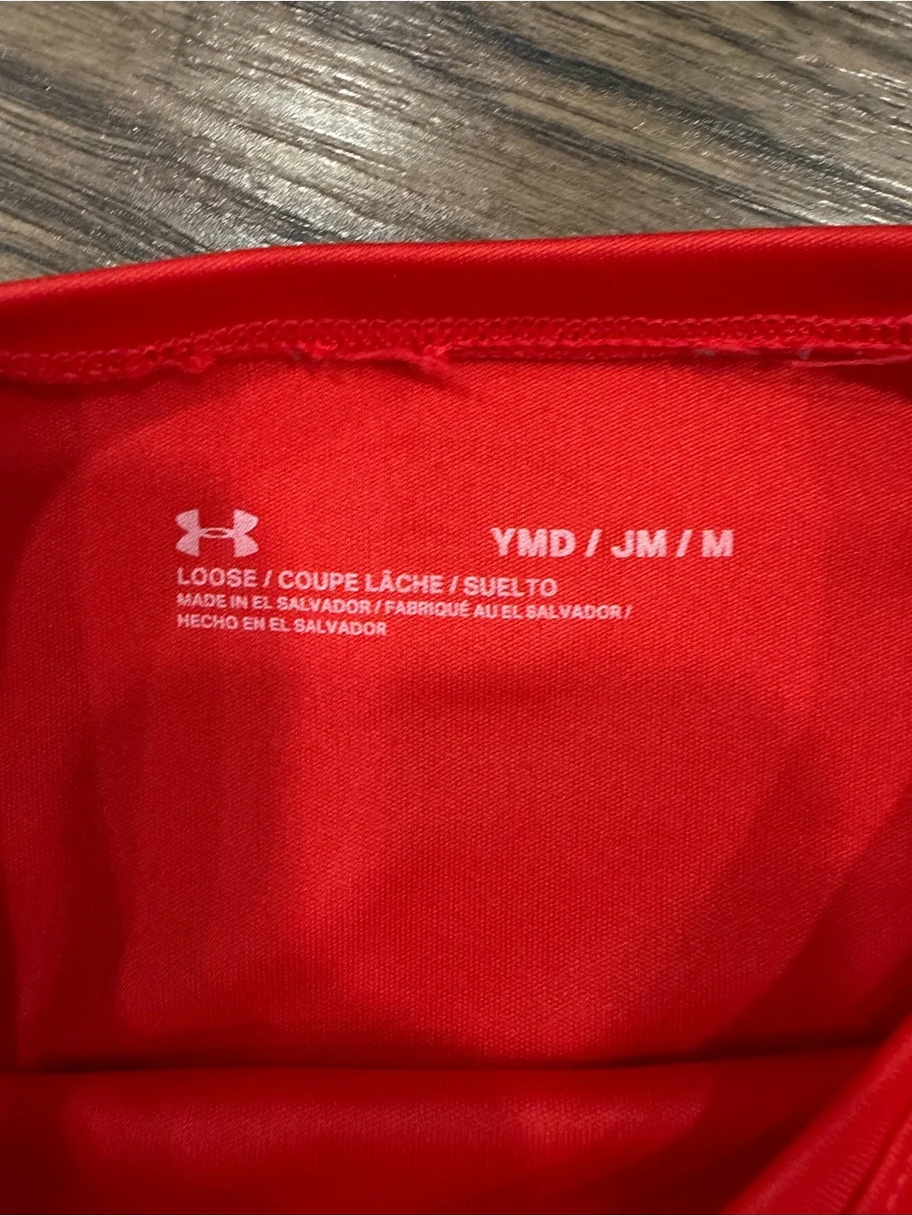 Under Armour Red Long Sleeve Soccer Top for Boys Size M